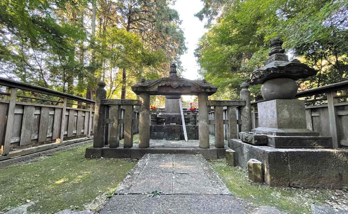 天樹院殿御廟