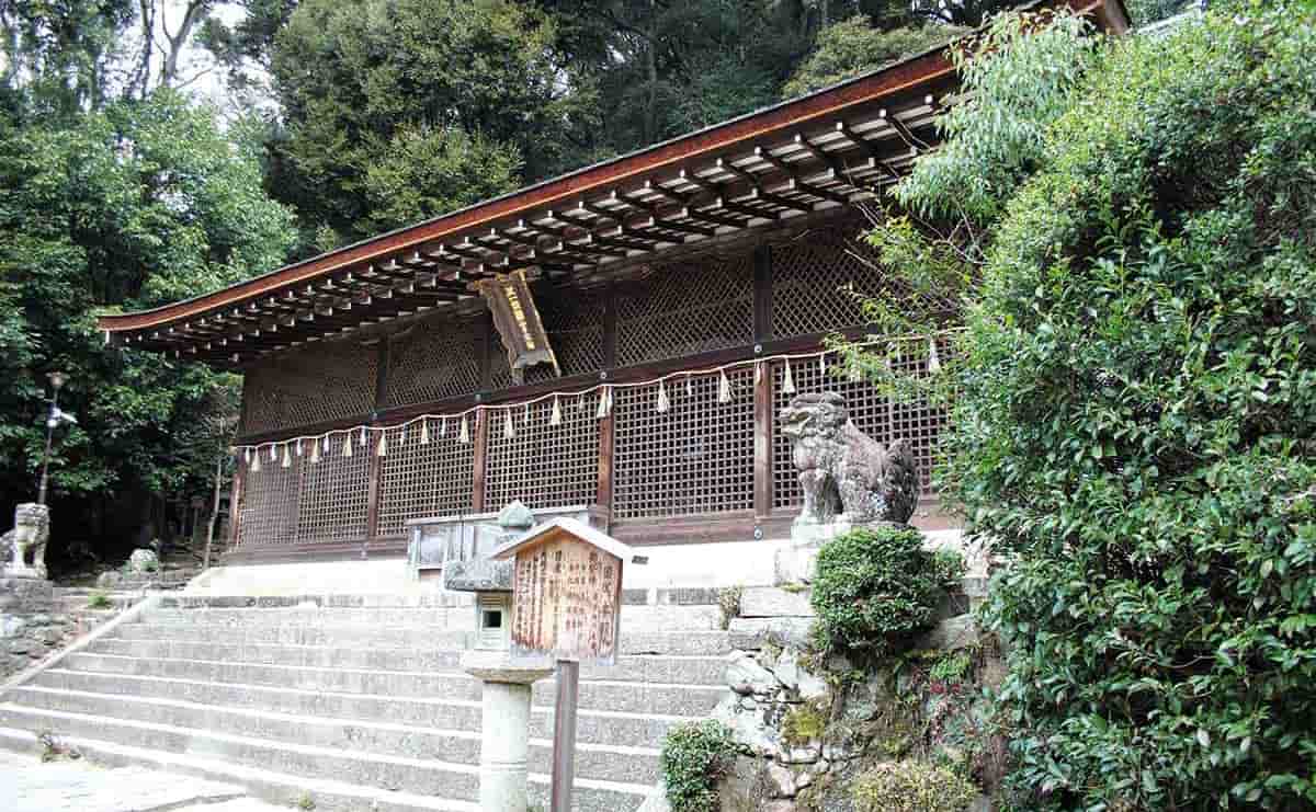 宇治上神社本殿