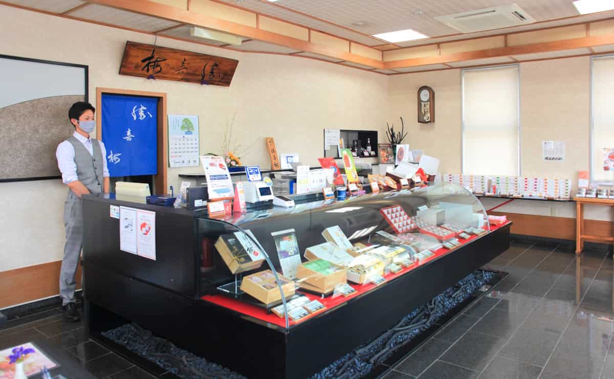勝僖梅本店
